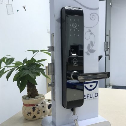 Tìm hiểu về khóa cửa điện tử mở khóa bằng Smartphone
