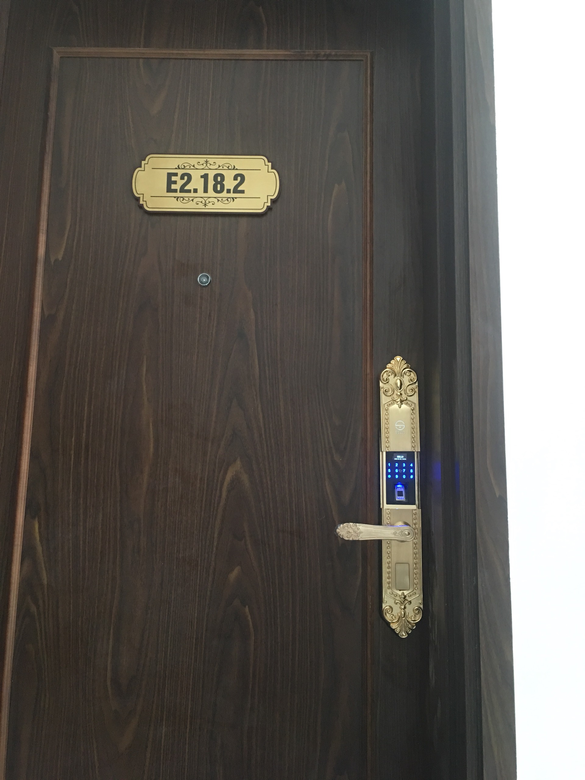 Lý do khách hàng sử dụng khóa SELLO cao cấp của chúng tôi
