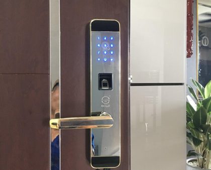 Lắp đặt khóa vân tay tại Chung cư Hateco Apolo Xuân Phương