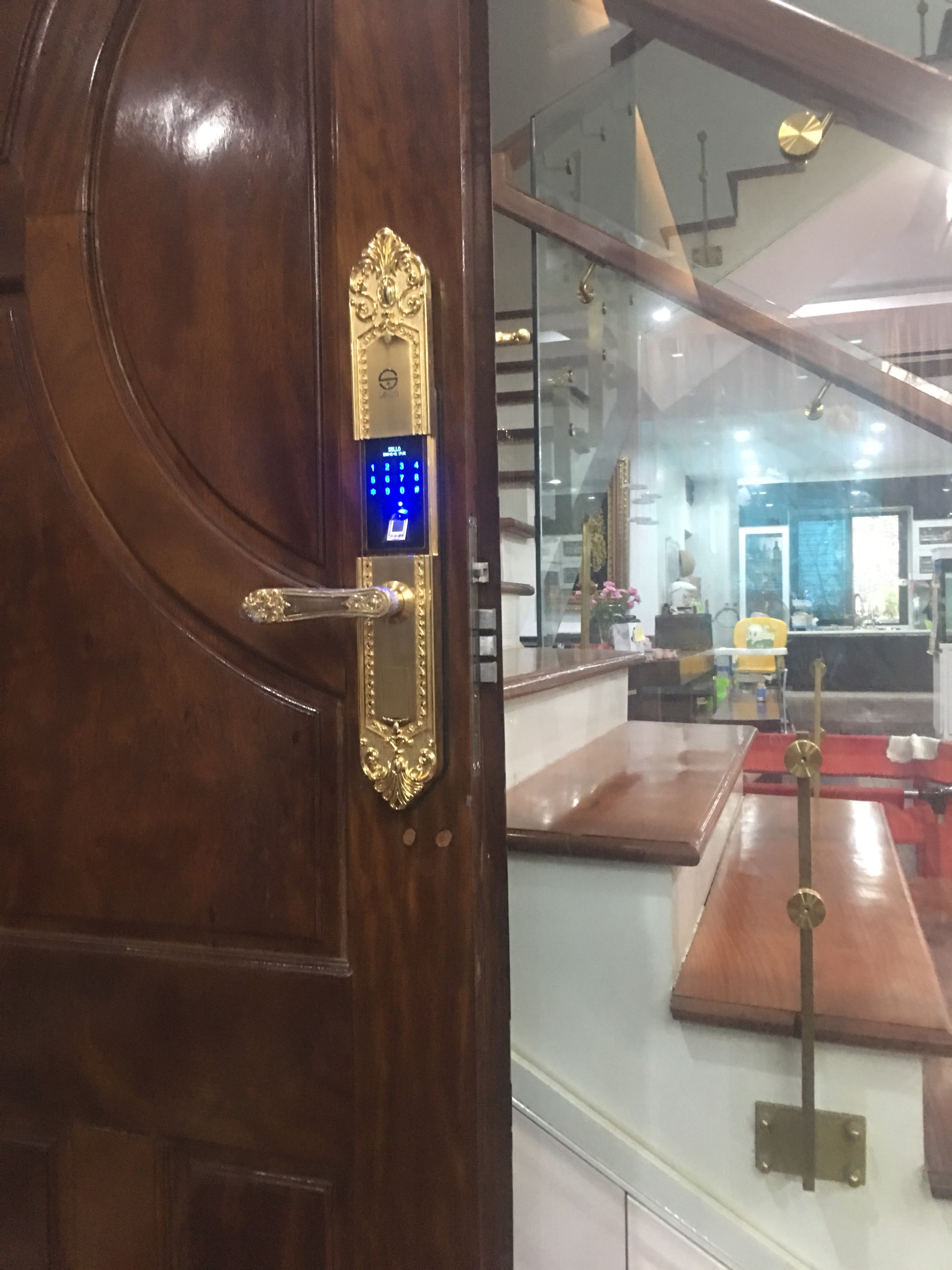 Lắp khóa SELLO V6 Gold tại Tân Mỹ - Mỹ Đình - Hà Nội