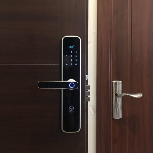 Lắp đặt khóa SELLO B2 Gold tại CT2 Hải Phát Landmark