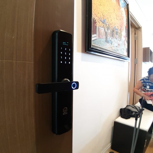 Lắp đặt khóa SELLO B2 Black tại chung cư Mipec Riverside - Long Biên