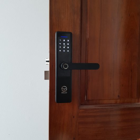 Lắp khóa SELLO K5 tại Phúc Đồng - Long Biên - Hà Nội