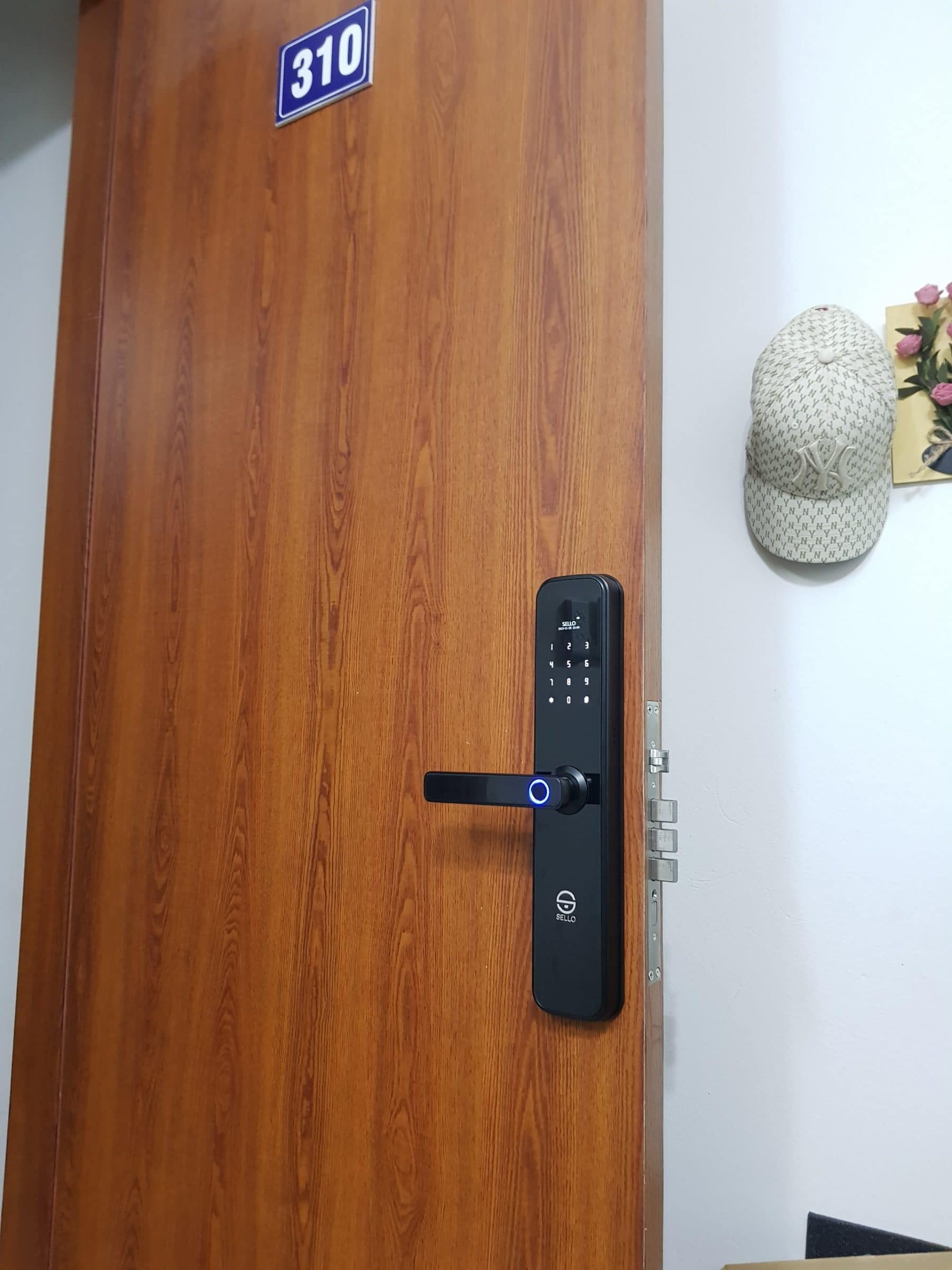 Lắp đặt khóa cửa SELLO B2 tại Triều Khúc - Thanh Xuân