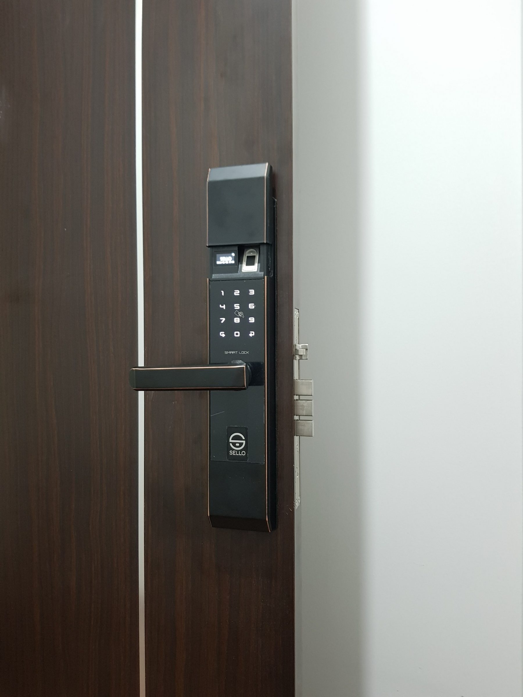 Lắp đặt khóa SELLO B101 Black tại chung cư ICID - Lê Trọng Tấn, Hà Đông