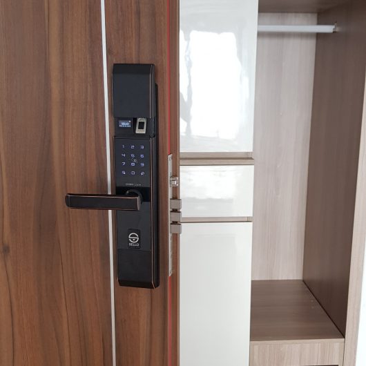 Chung cư Imperial - 360 Giải Phóng lắp khóa cửa SELLO B101 Black