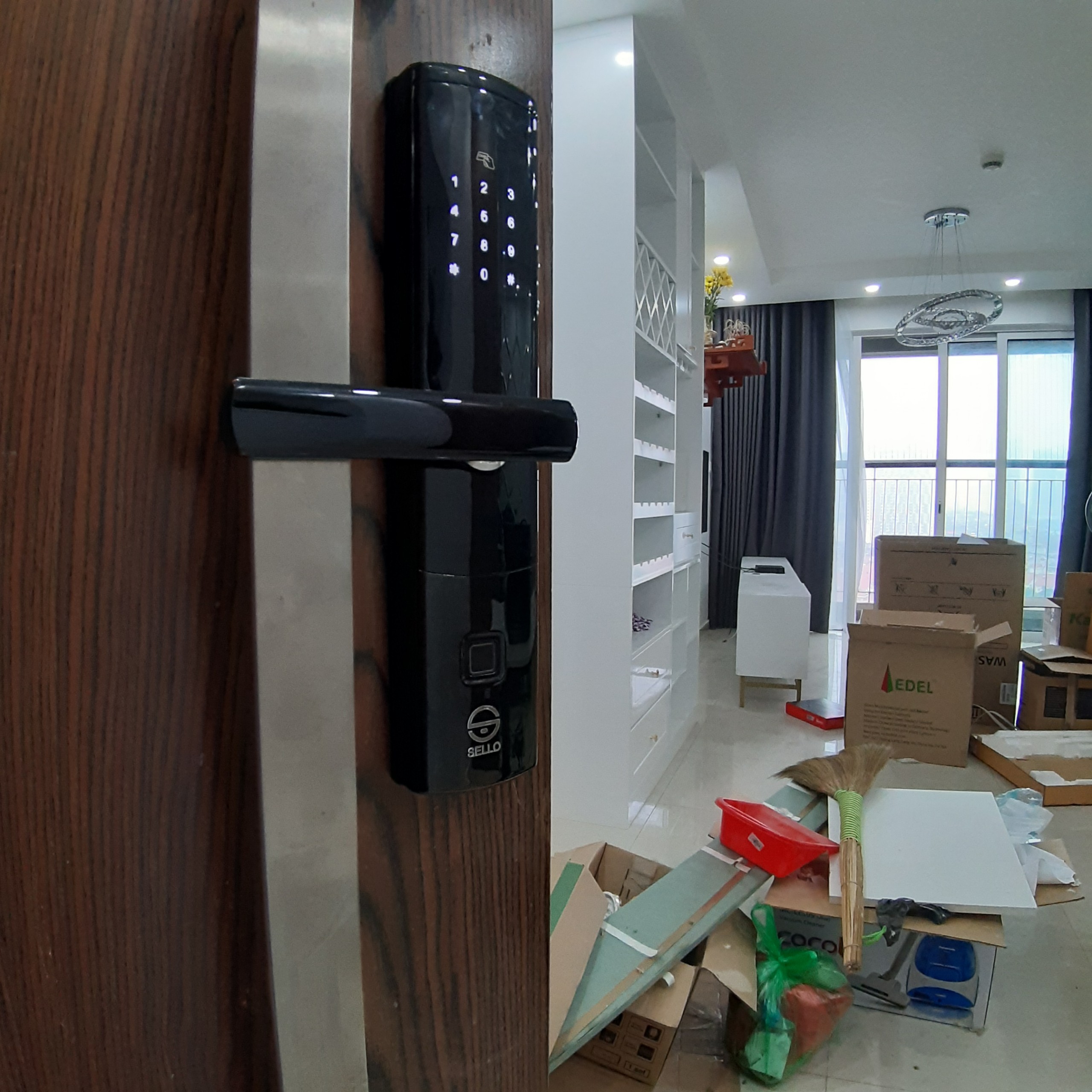 Lắp đặt khóa SELLO I9  tại Chung cư Seasons Avenue Hà Đông