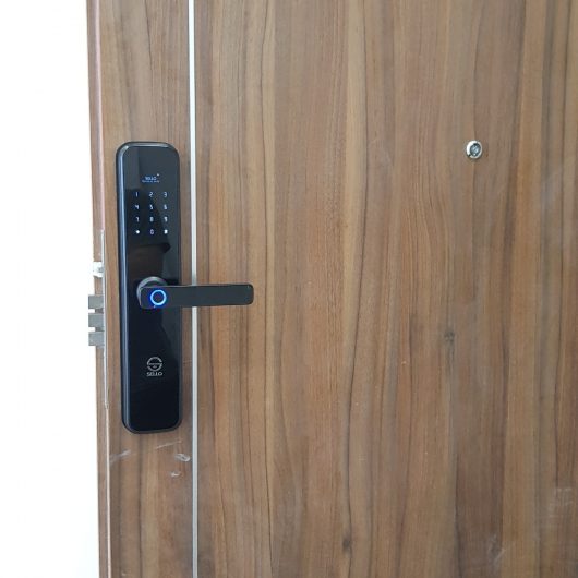Lắp đặt khóa SELLO B2 Black tại Chung cư Imperial - 360 Giải Phóng