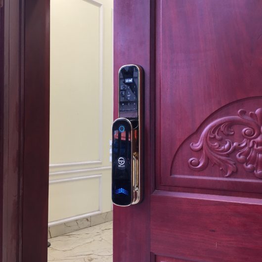Lắp khóa cửa SELLO A6 Automatic tại Khoái Châu- Hưng Yên