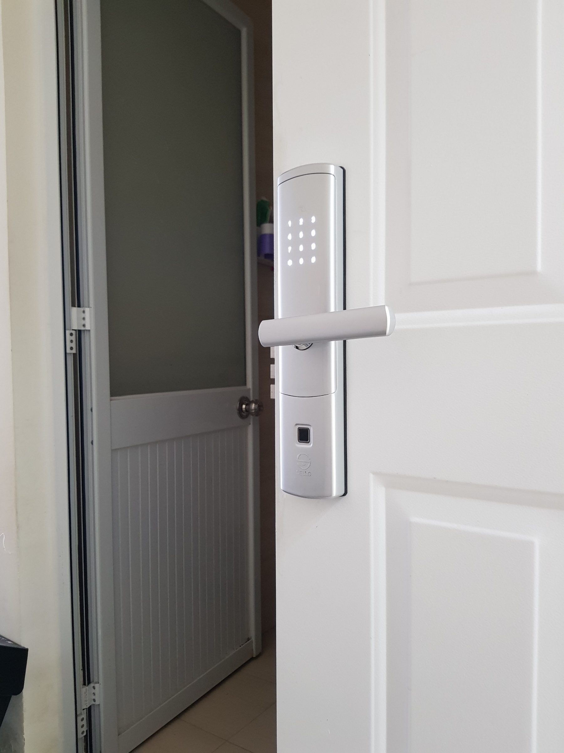 Chung cư Golden An Khánh - Hoài Đức lắp khóa SELLO I9 Silver