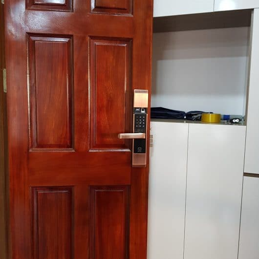 Lắp đặt khóa SELLO B101 Đồng tại chung cư Xuân Phương Quốc Hội