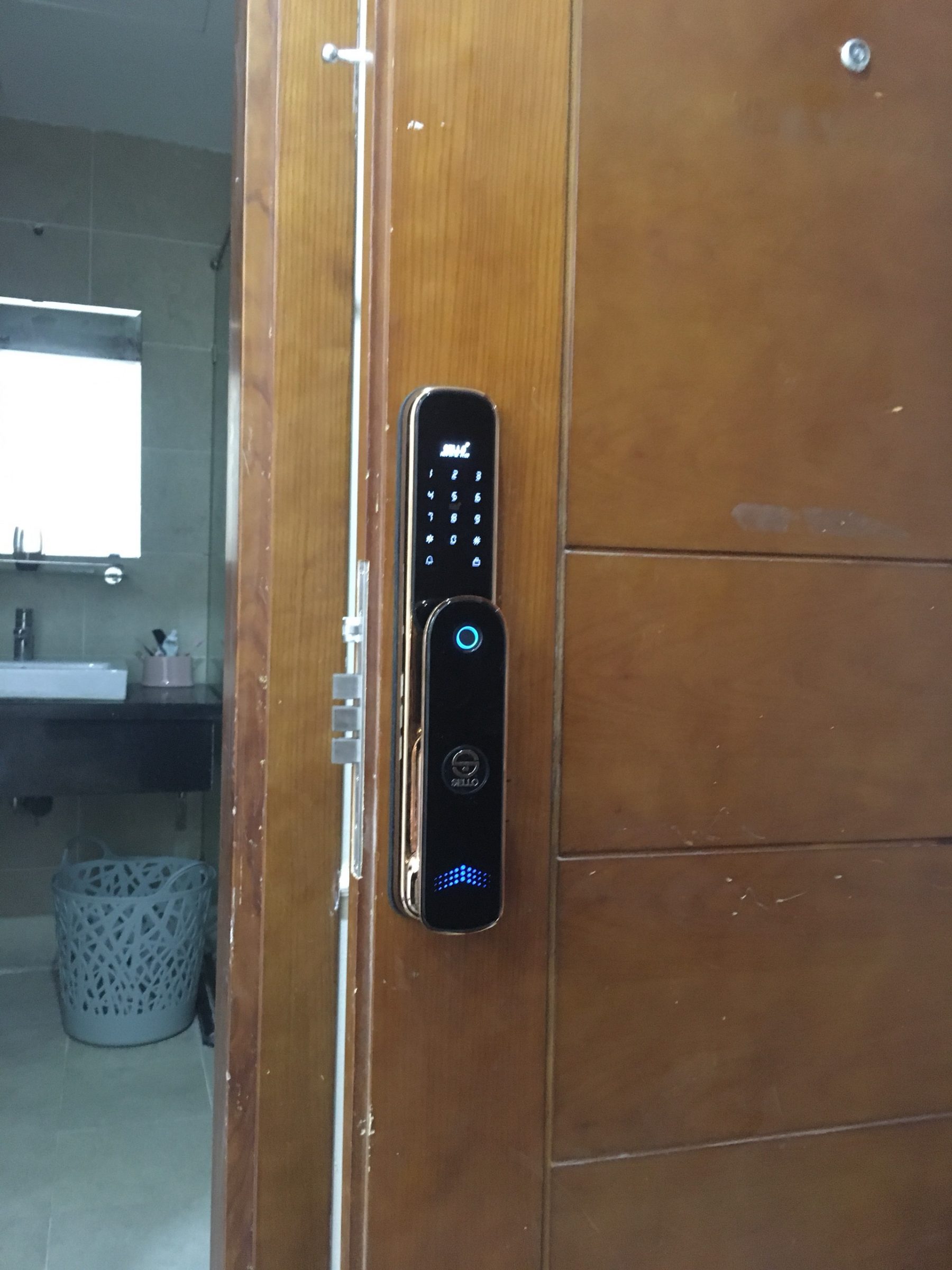 Lắp đặt khóa SELLO A6 Automatic tại Lê Văn Lương - Cầu Giấy - Hà Nội