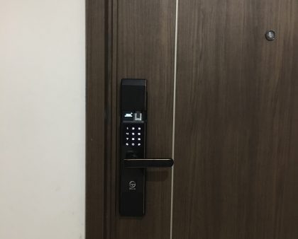 Chung cư Osaka lắp khóa vân tay SELLO B101 sang trọng , hiện đại