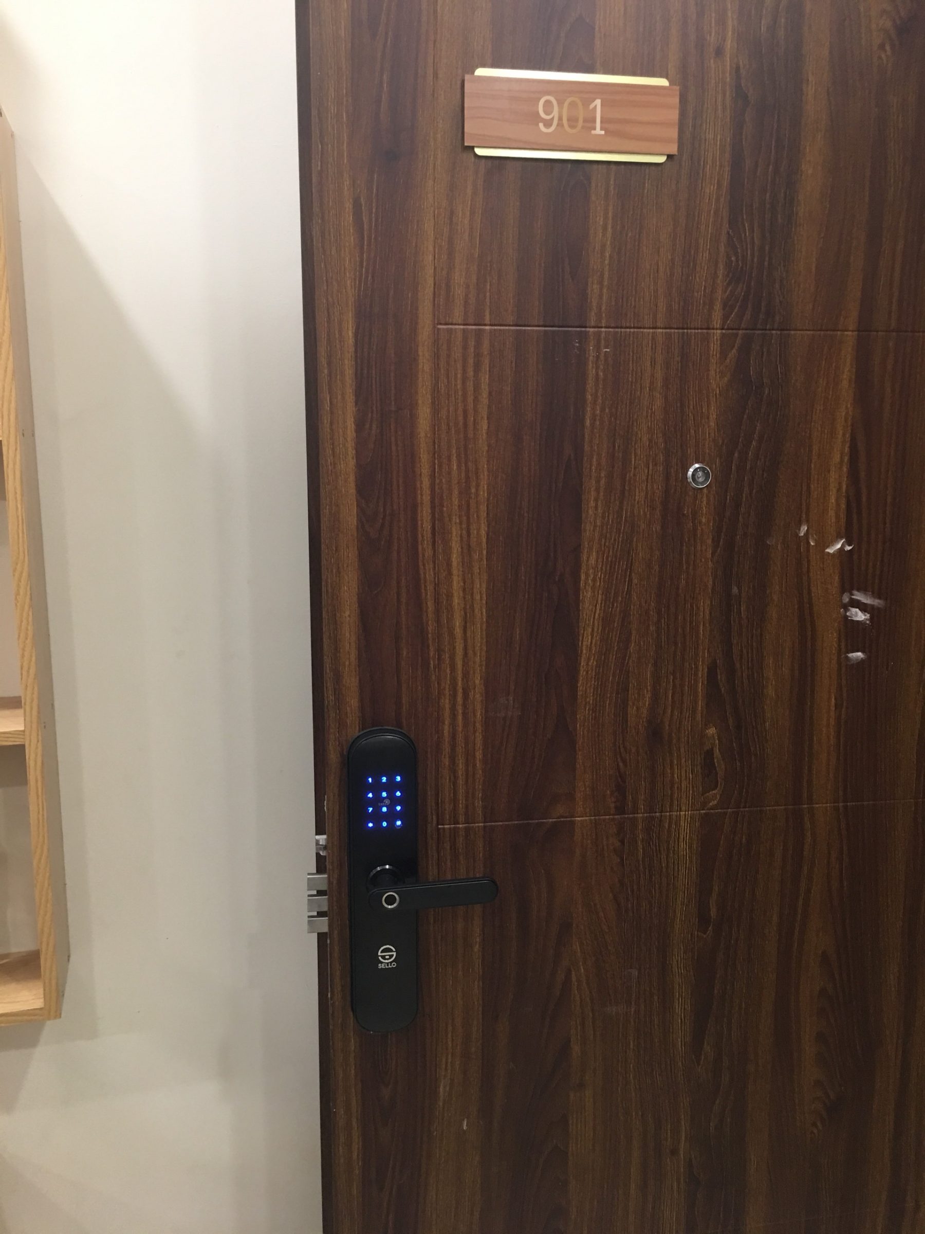 Lắp đặt khóa cửa SELLO I2 tại chung cư C Land - Từ Liêm - Hà Nội