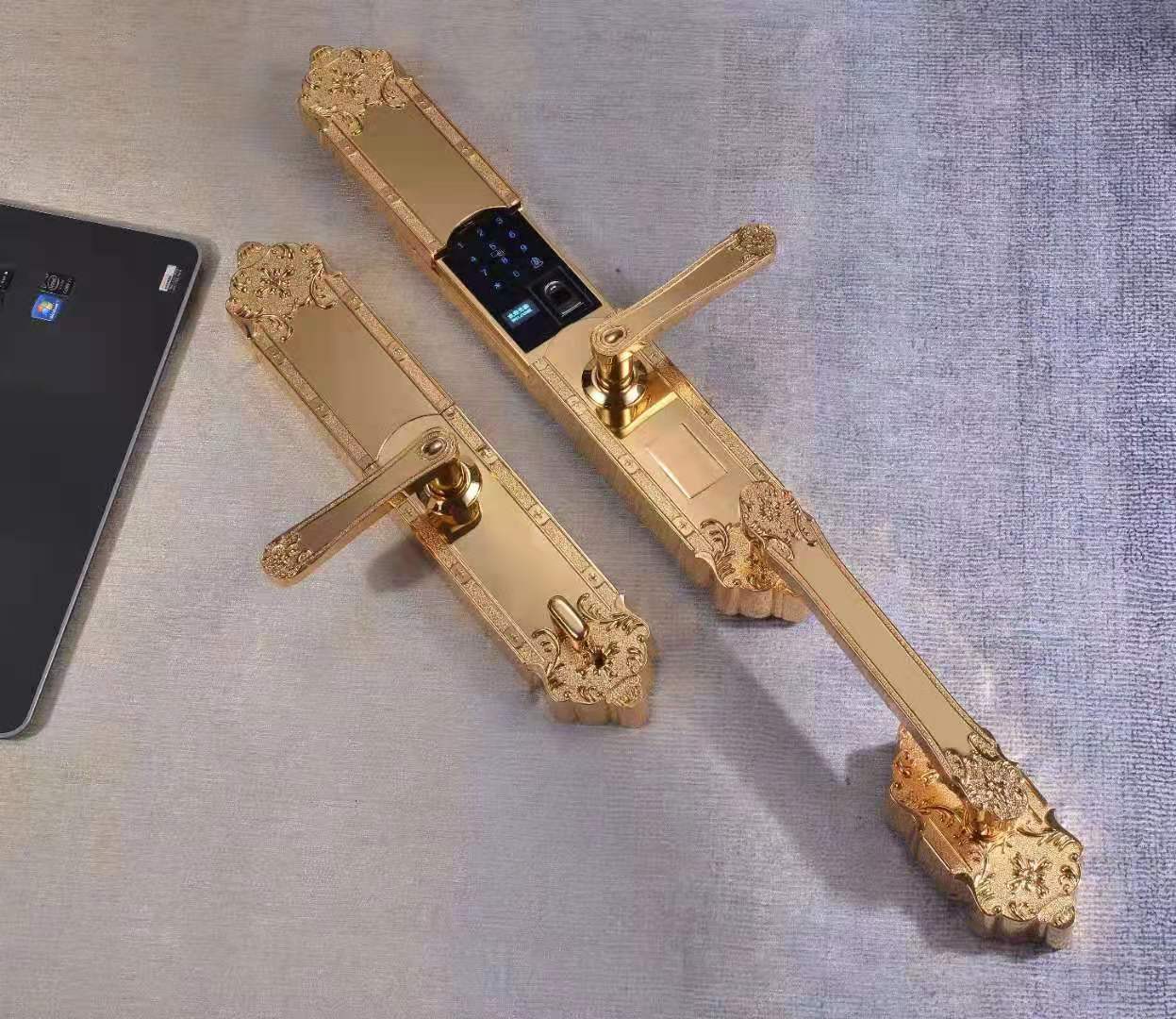 khoá cửa SELLO V8